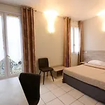 מלון Du Mont Louis