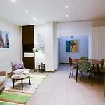Du Mont Louis פריז