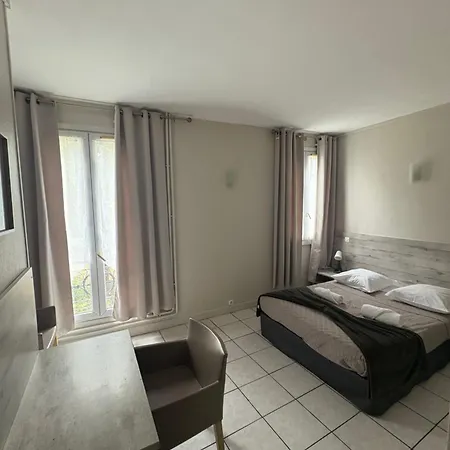 Hotel Du Mont Louis