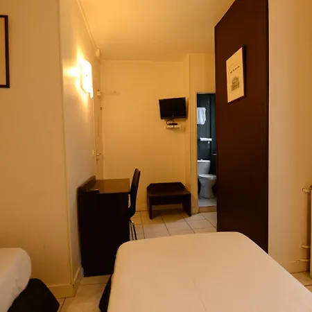 Du Mont Louis Hotel Parigi
