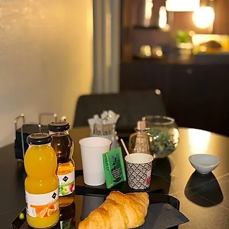 Du Mont Louis ホテル *