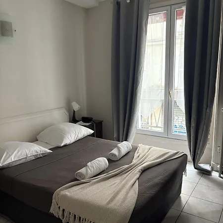 Du Mont Louis Parigi